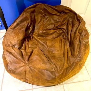 Pottery Bean Faux Suede Leanback Lounger